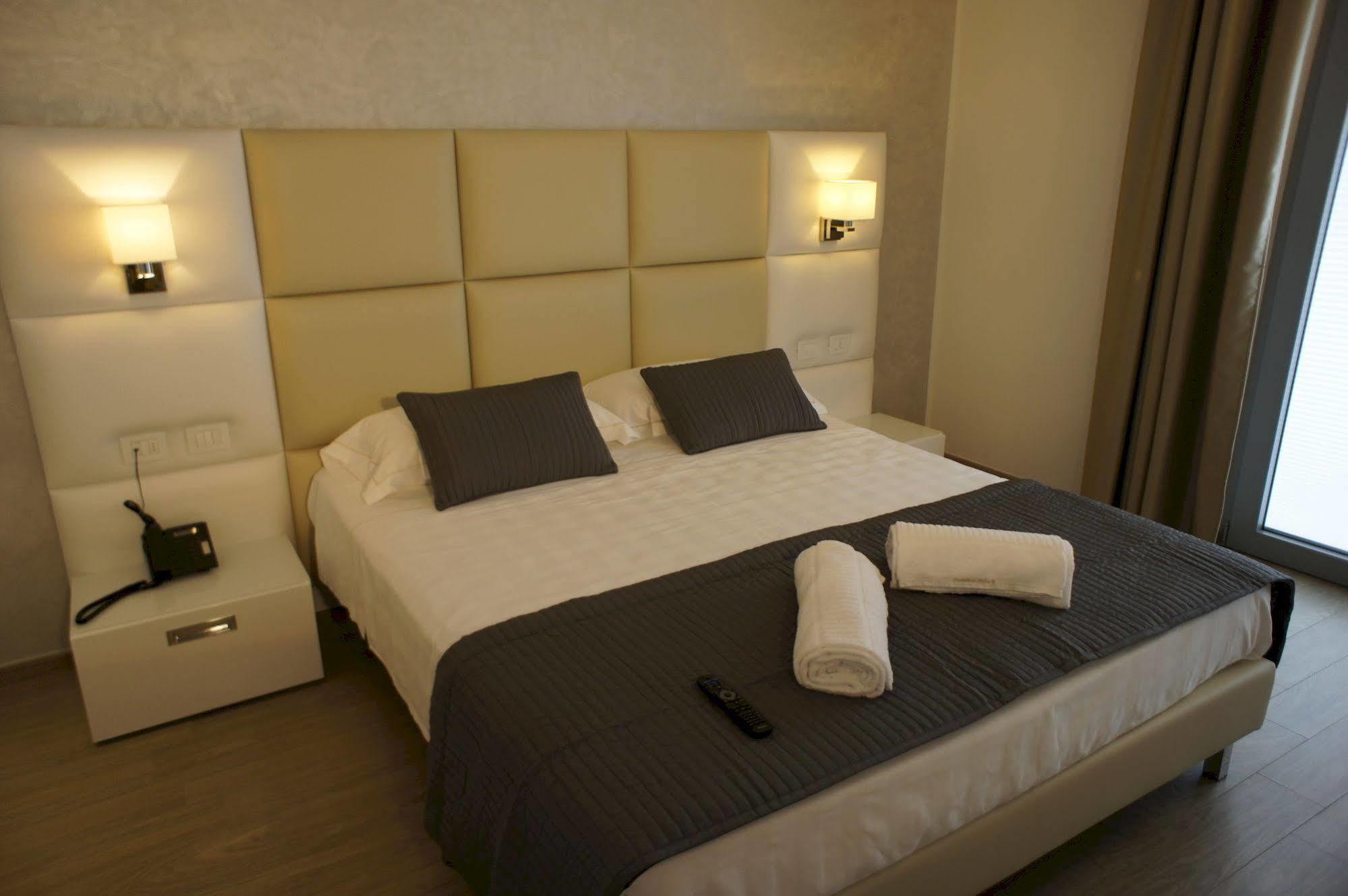 Hotel Al Veliero Pontevico Экстерьер фото