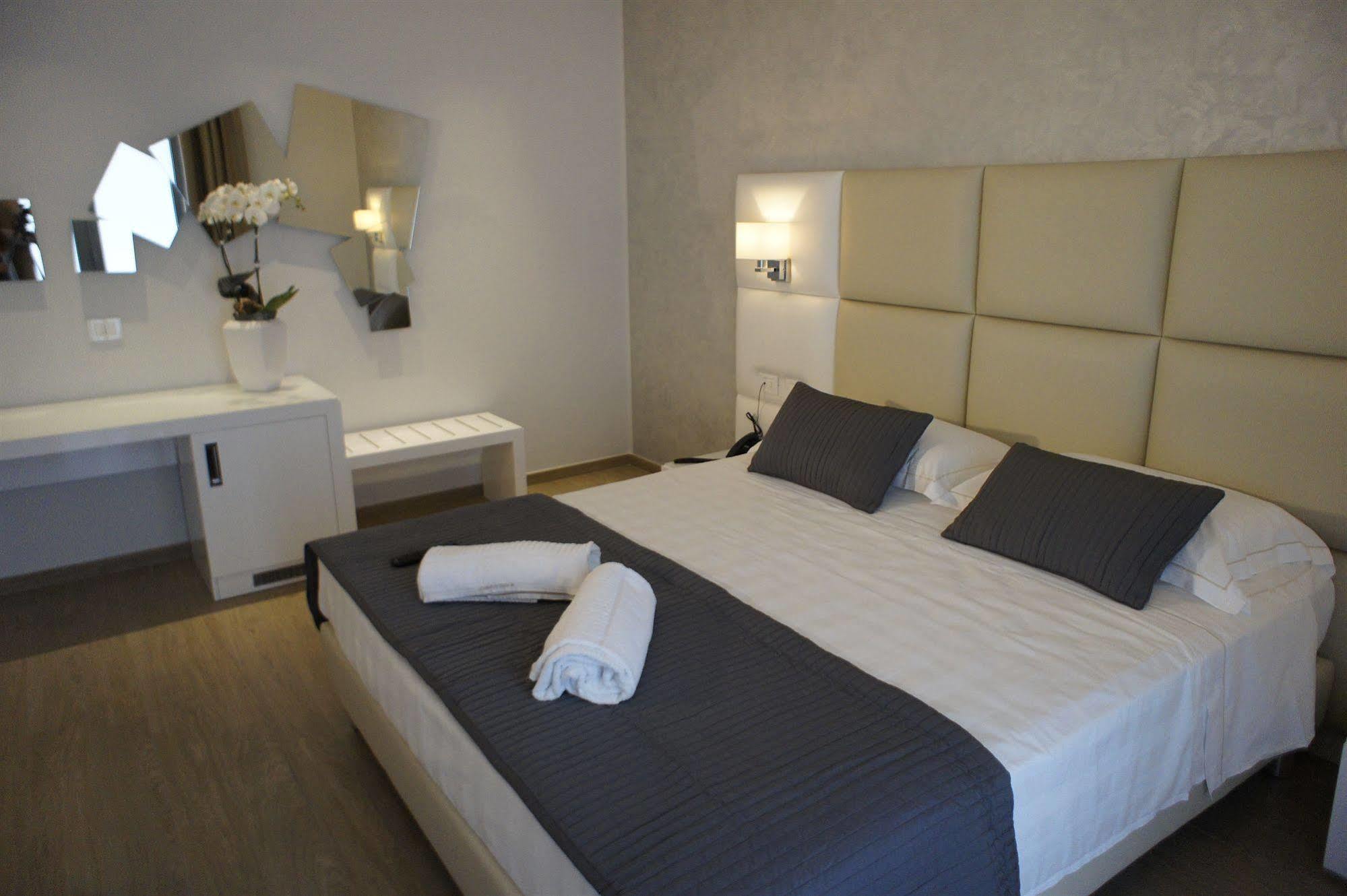 Hotel Al Veliero Pontevico Экстерьер фото