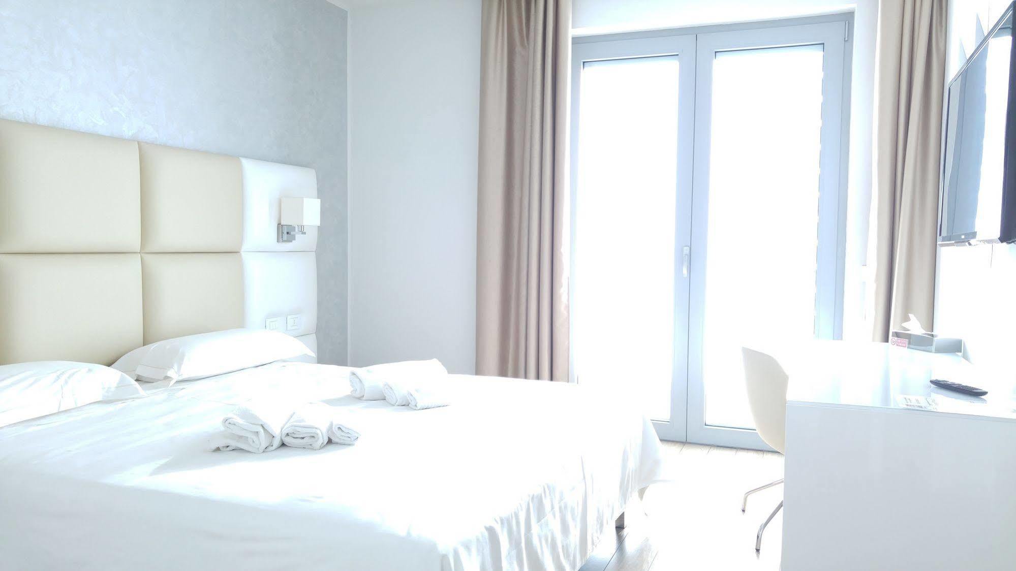 Hotel Al Veliero Pontevico Экстерьер фото